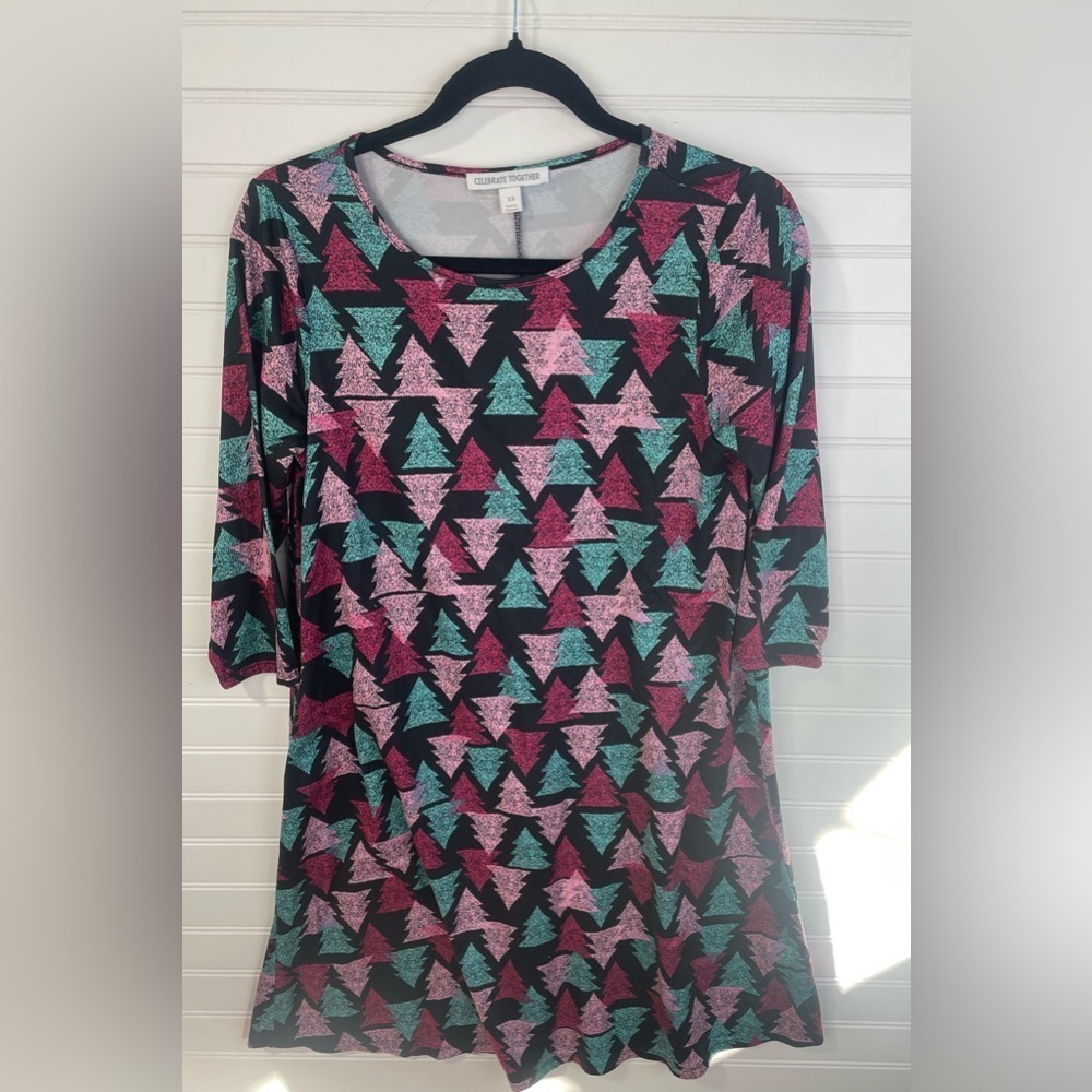 Celebrate Together Colorful Geometric Christmas Tree Patterned Top XS Women’s